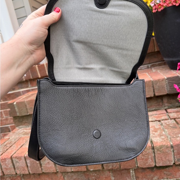 Fossil Wiley Saddle Black Leather Flap Shoulder Handbag - Picture 8 of 10